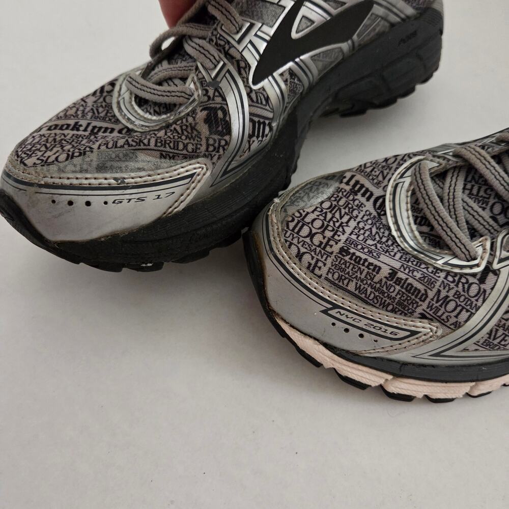 Brooks Adrenaline GTS 17 Gray Lady NYC Limited Edition Running Sneakers Sz 7 - Picture 8 of 15